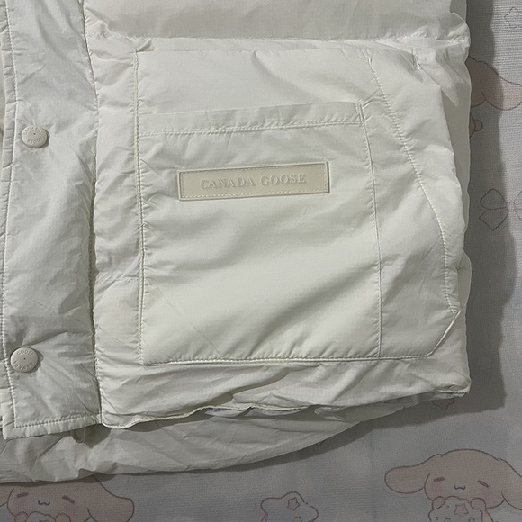 Moncler White Vest Down Jacket - Picture 4 of 6